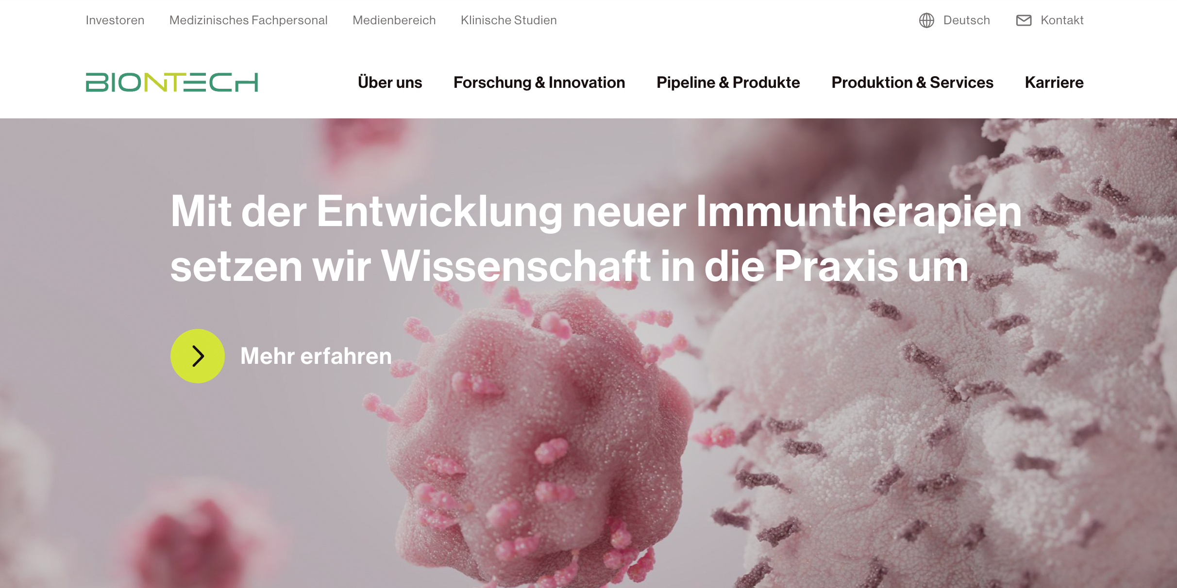 Das Foto ist ein Screenshot der Website von BioNTech, auf dem ein Virus in Nahaufnahme zu sehen ist.