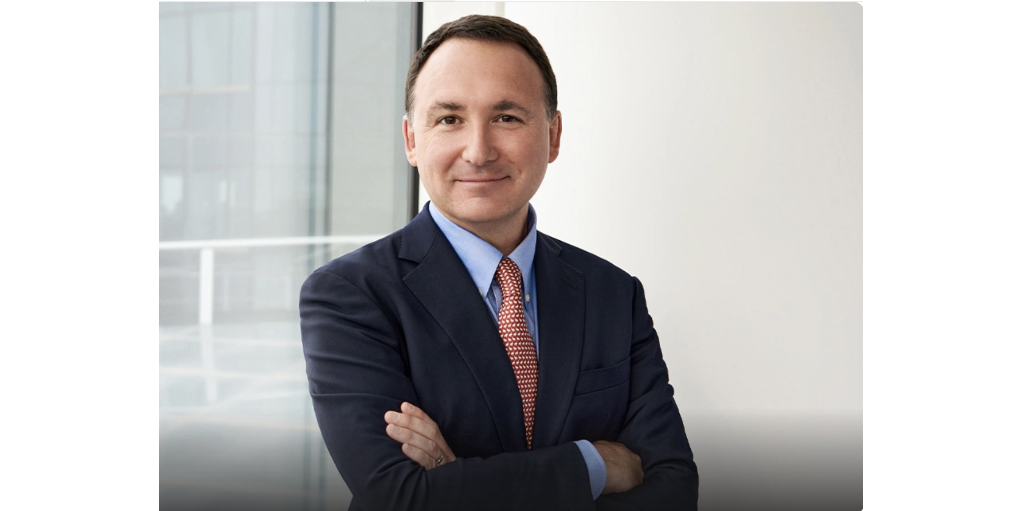 Auf dem Foto ist Luke Miels zu sehen, der ab 2026 neuer CEO von GSK wird.
